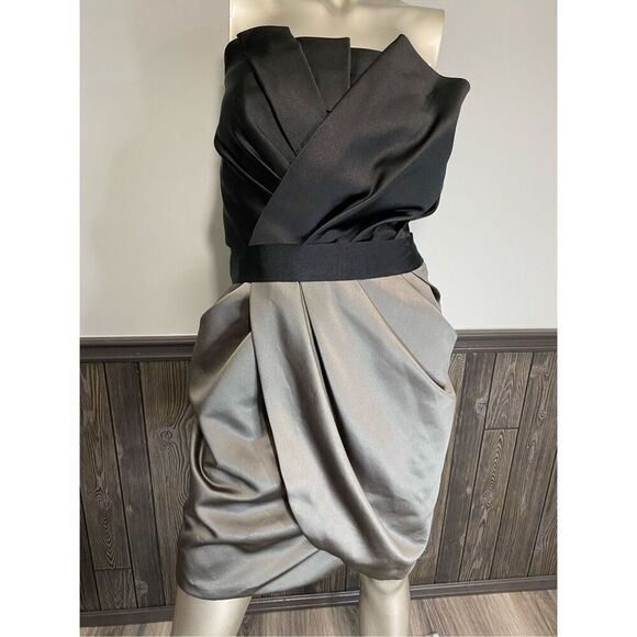 White by Vera Wang Dresses & Skirts - Size 20 White by Vera Wang dress in black & silver with back zipper and belt.